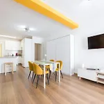 La Ribera Y Feria - Casabel Homes 아파트