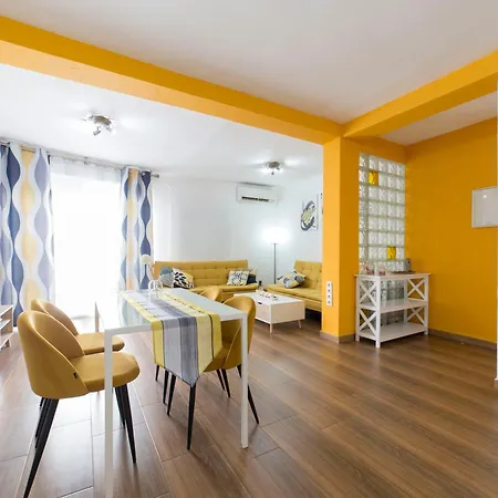 La Ribera Y Feria - Casabel Homes *